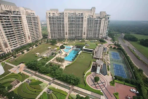 DLF Magnolias apartments for sale Golf Course Road